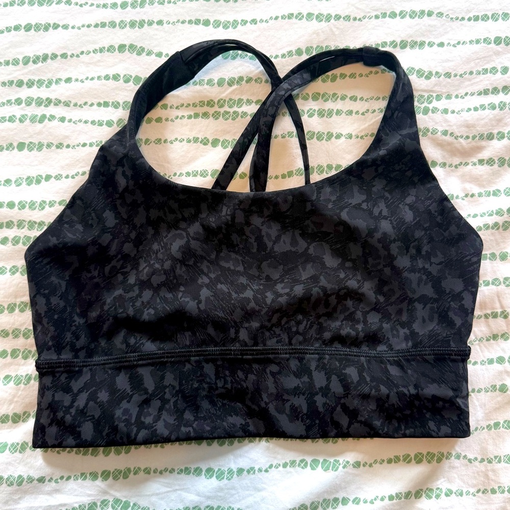 EUC Lululemon Energy bra Formation Camo deep coal size 6